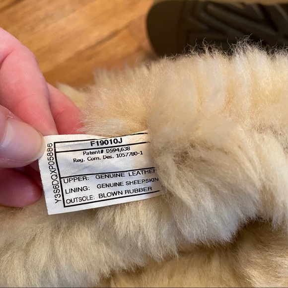 UGG Classic Tall Boots, Chestnut, 7 - Picture 9 of 13